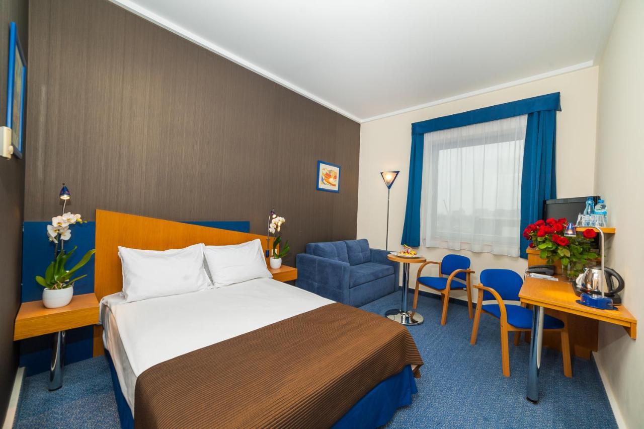 Express Krakow Hotel Krasków Eksteriør bilde